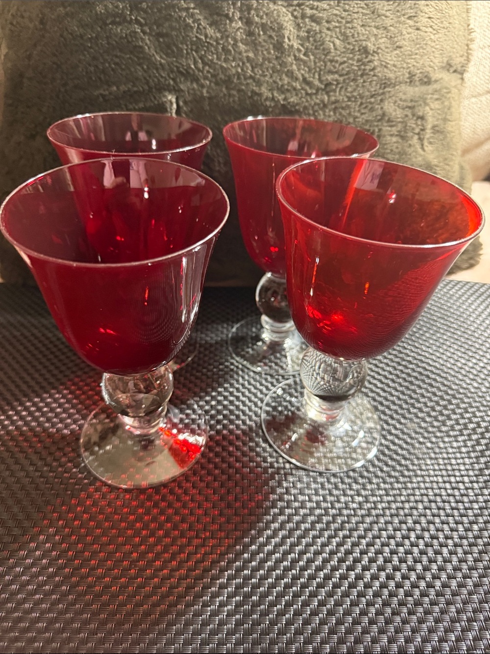 Red Stemmed Goblet Wine Glasses - Set of 4